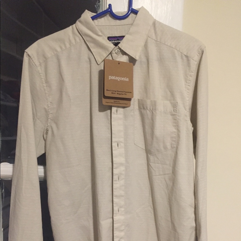 Patagonia casual button down shirt